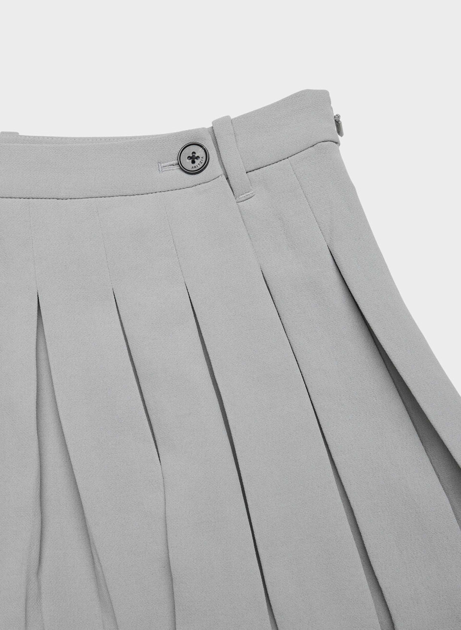 sima skort – crepette riverstone grau