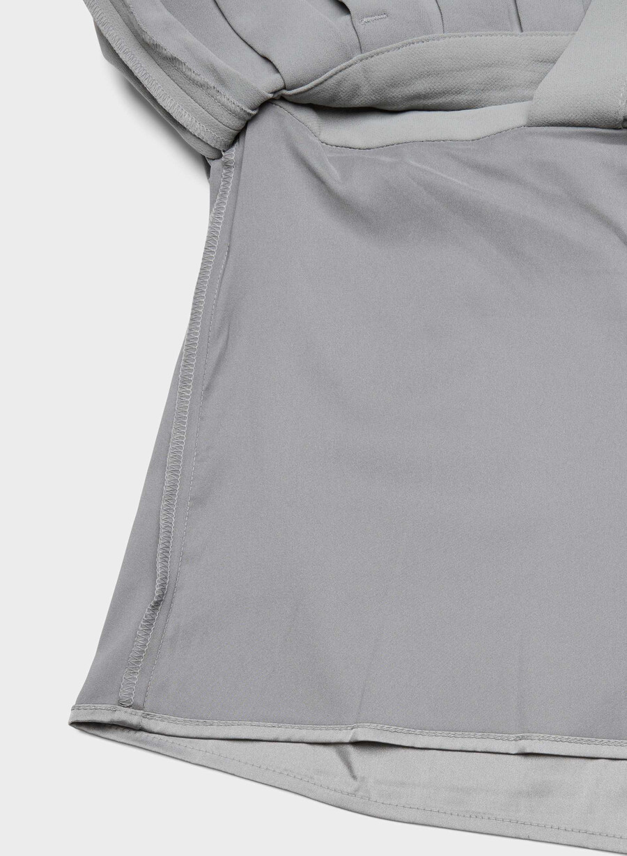 sima skort – crepette riverstone grau