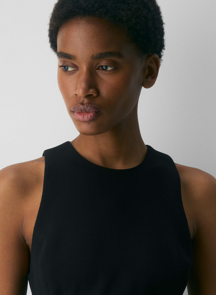 interface top schwarz