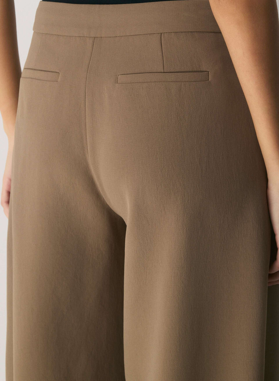 helix barrel hose – crepette folio braun