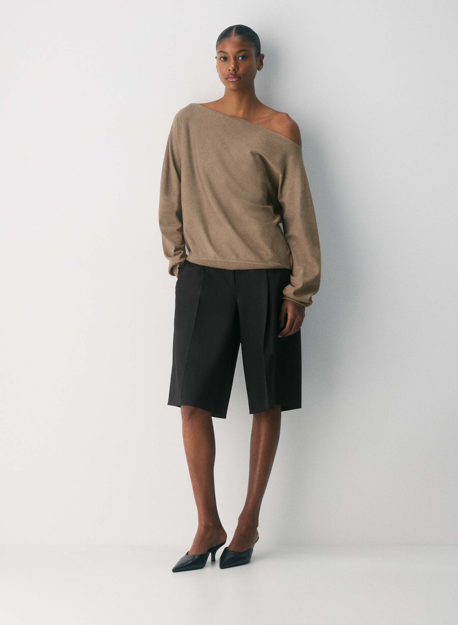 inspiration sweater - wonder yarn matte pearl