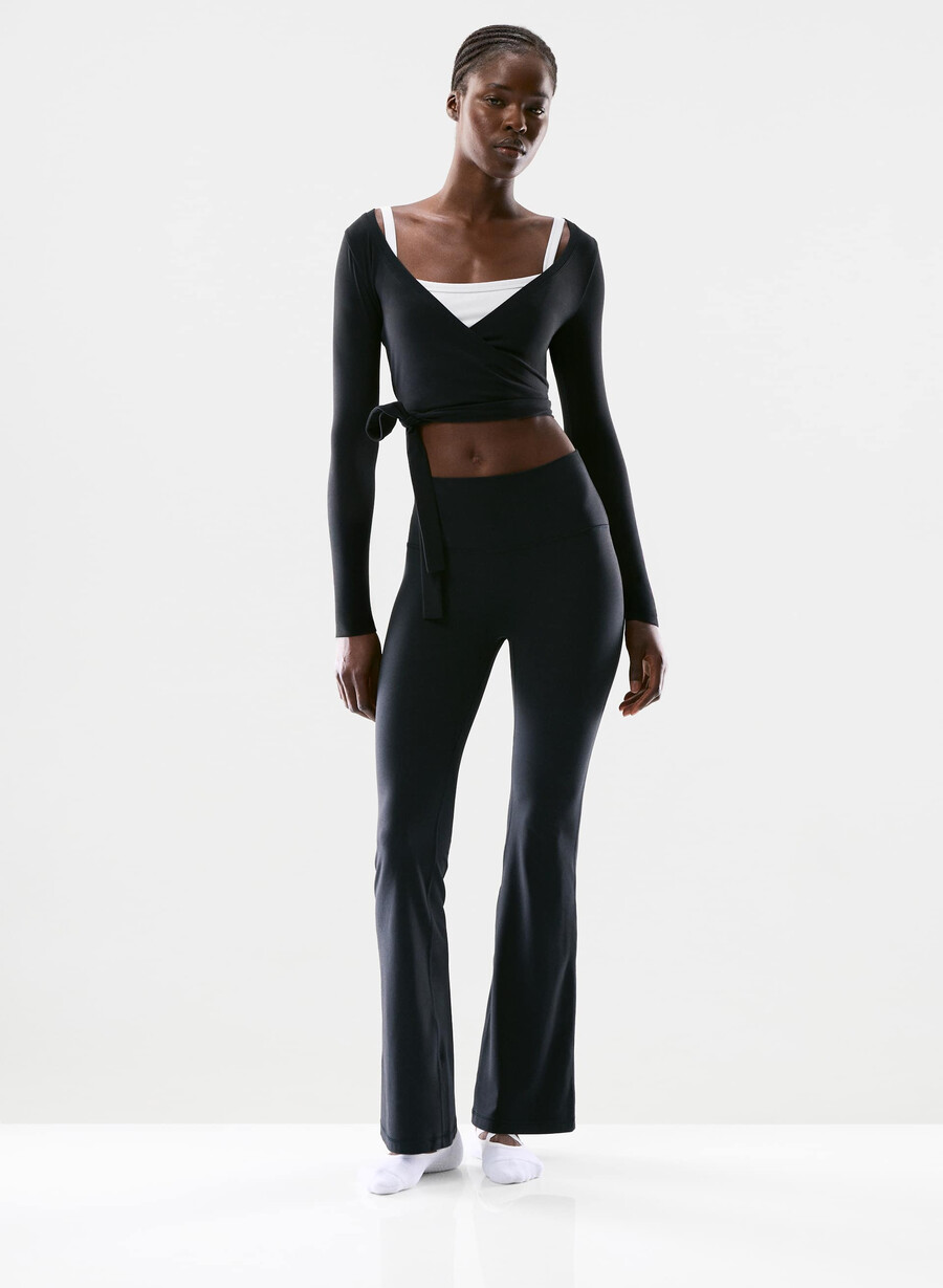 butter cheeky infinite hi flare 30 leggings schwarz