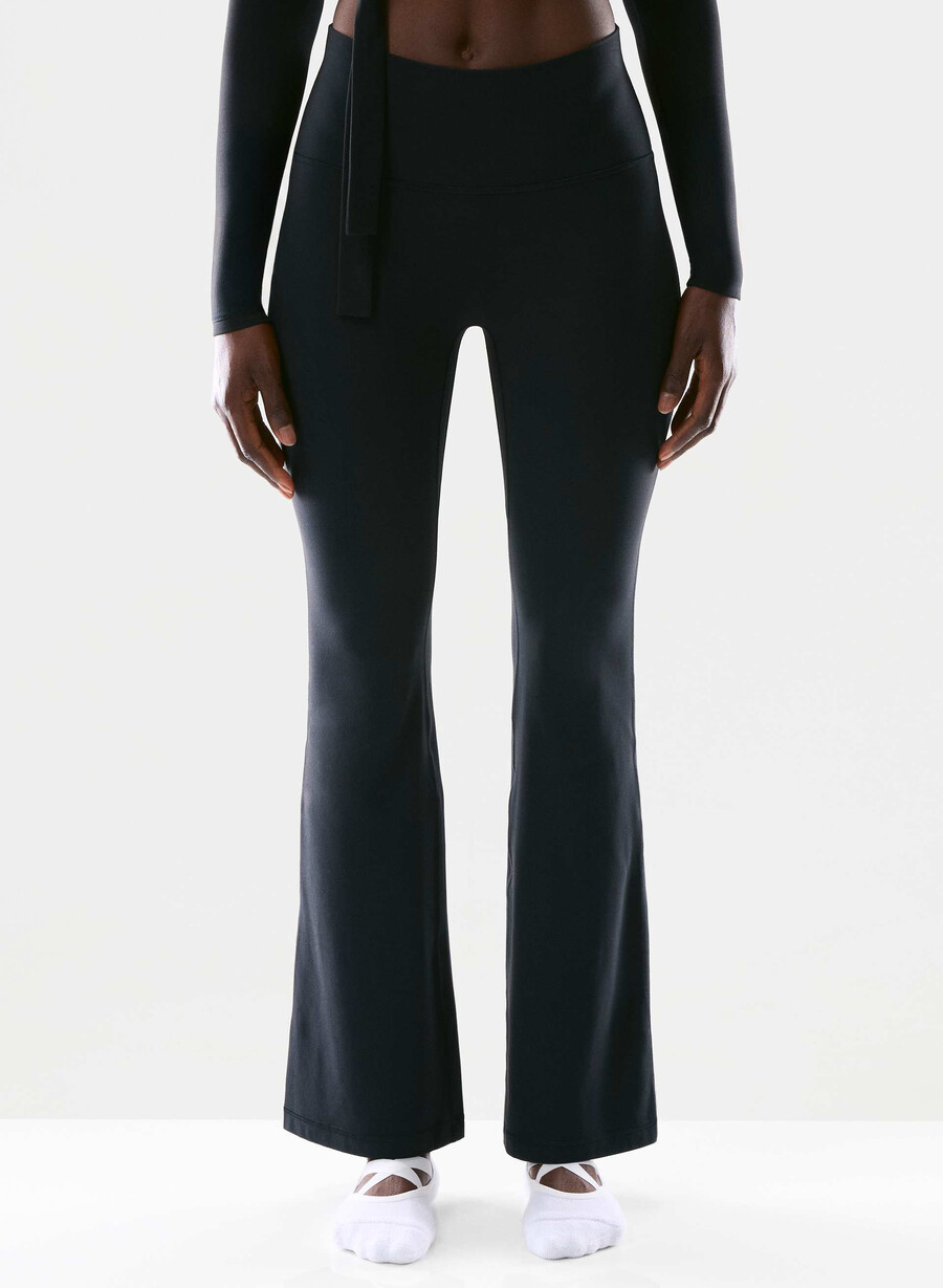 butter cheeky infinite hi flare 30 leggings schwarz
