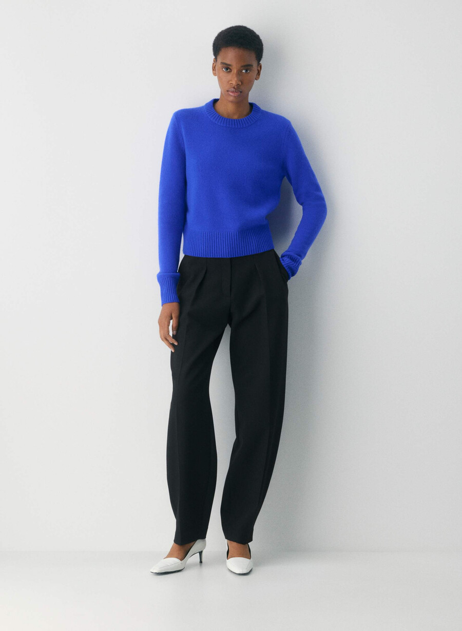 essential cashmere shrunken crew sweater ablaze blue