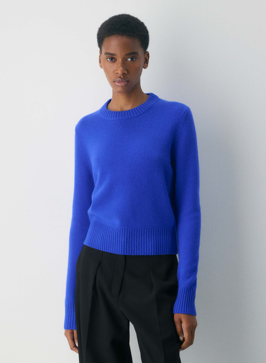 essential cashmere shrunken crew sweater ablaze blue