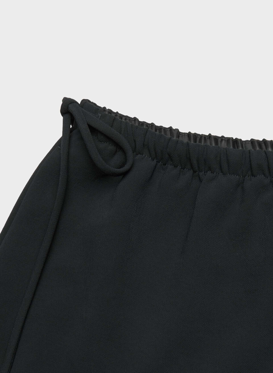 artisan short - crepette schwarz