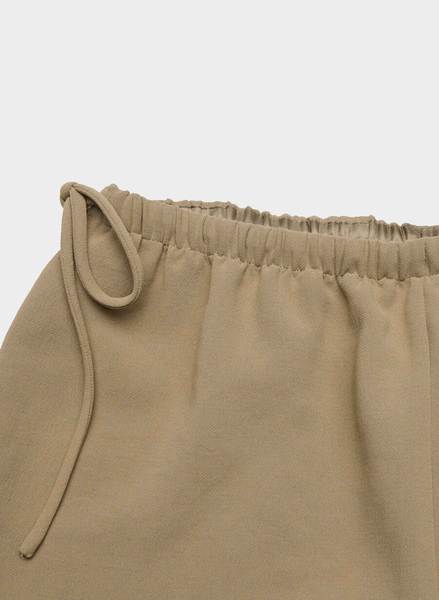 artisan short – crepette folio braun