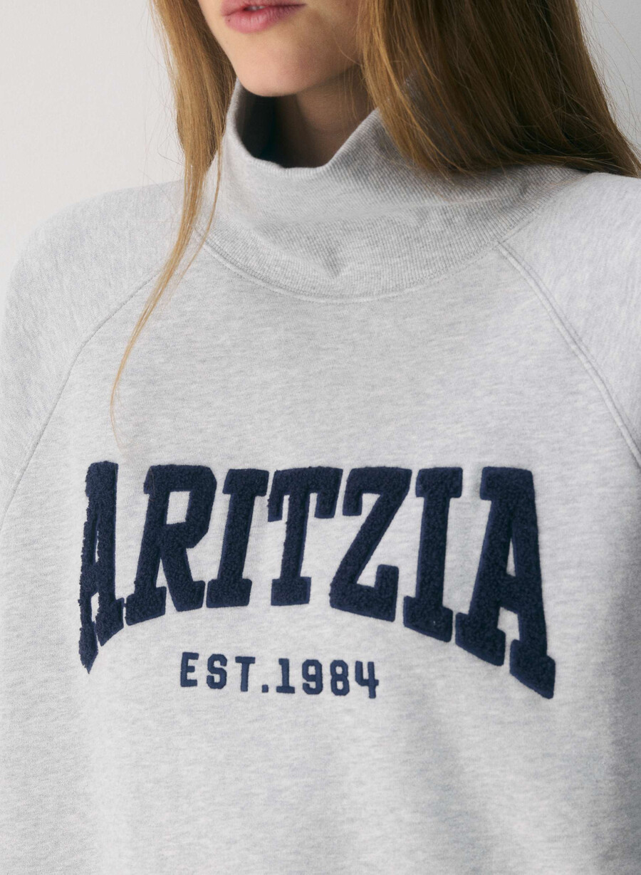 cozy sweatfleece mega raglan funnel neck h chrome admiral