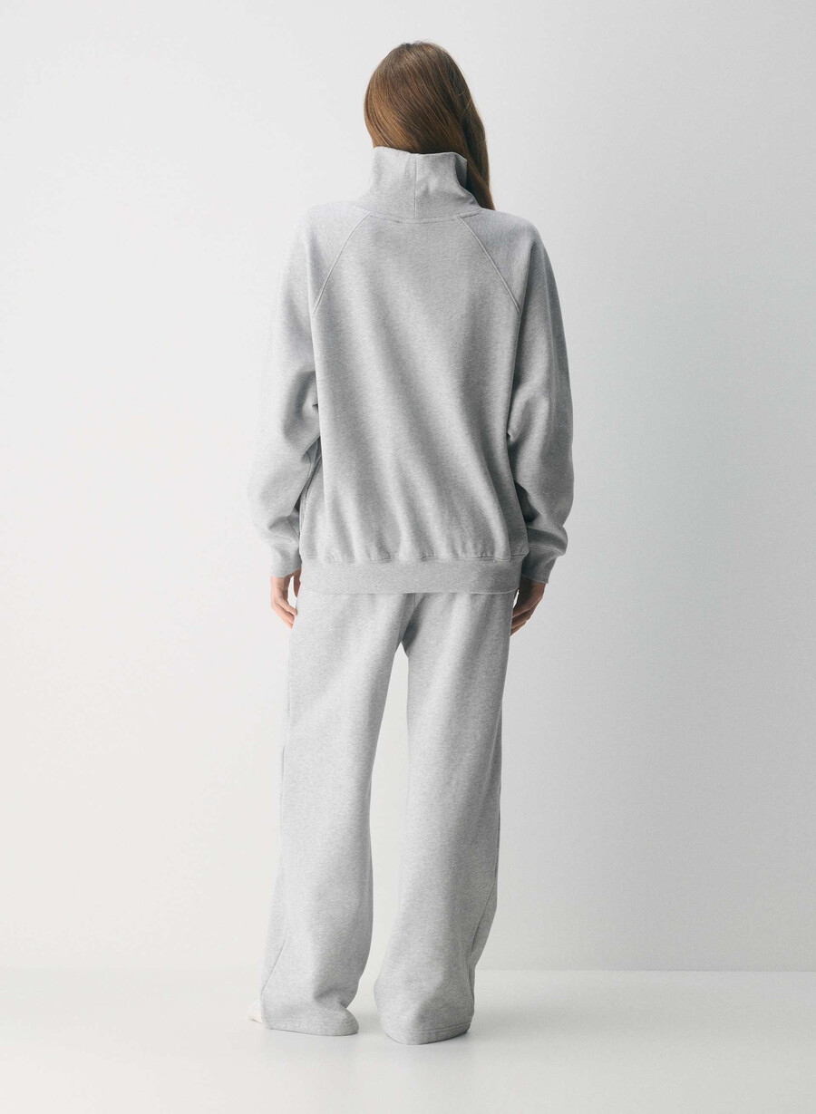 cozy sweatfleece mega raglan funnel neck h chrome admiral