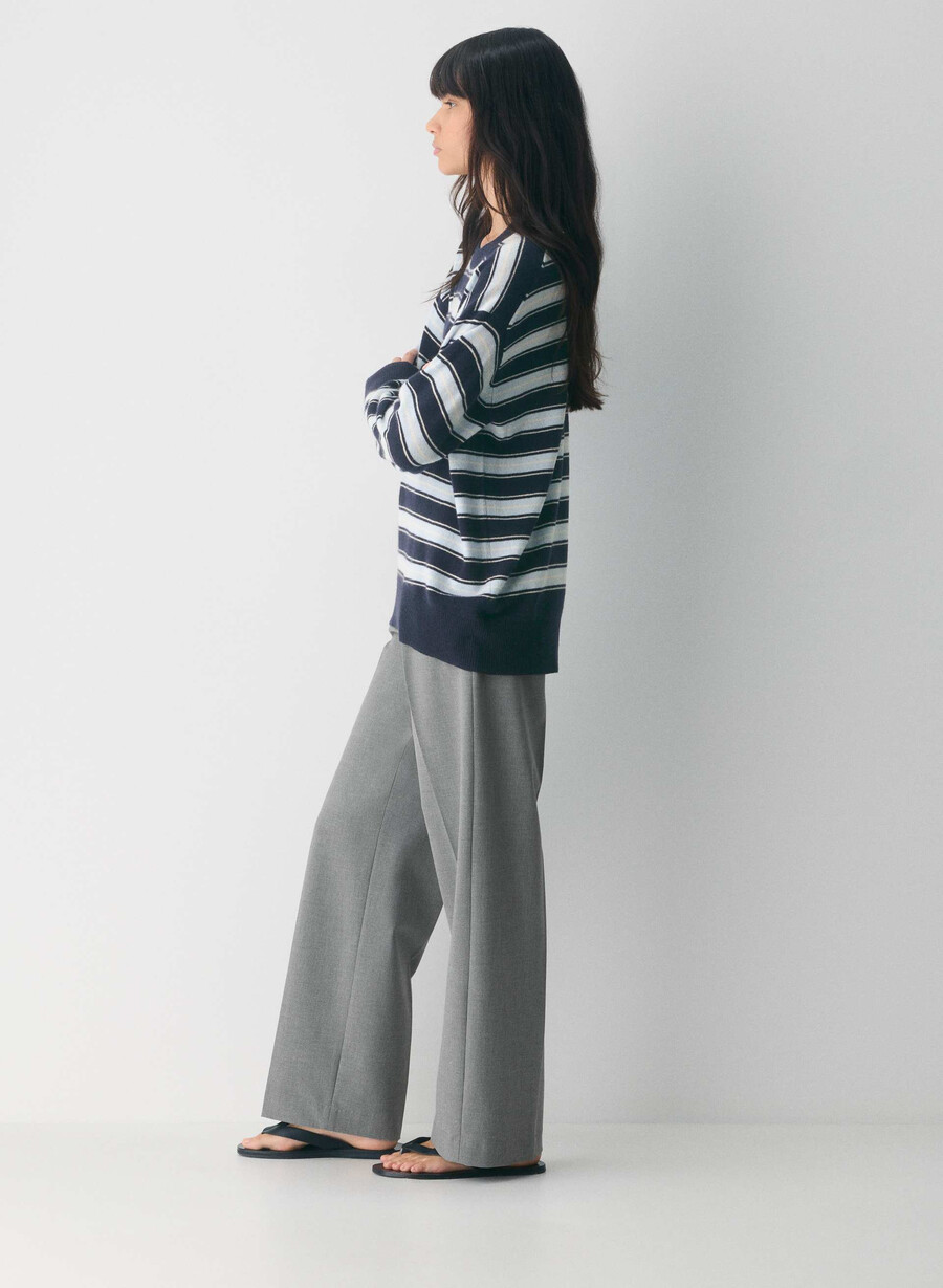 bare cashmere relaxed crew sweater admiral villa blu