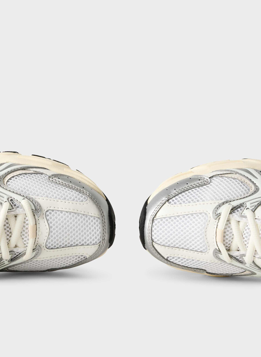 new balance 530 silber met linnen