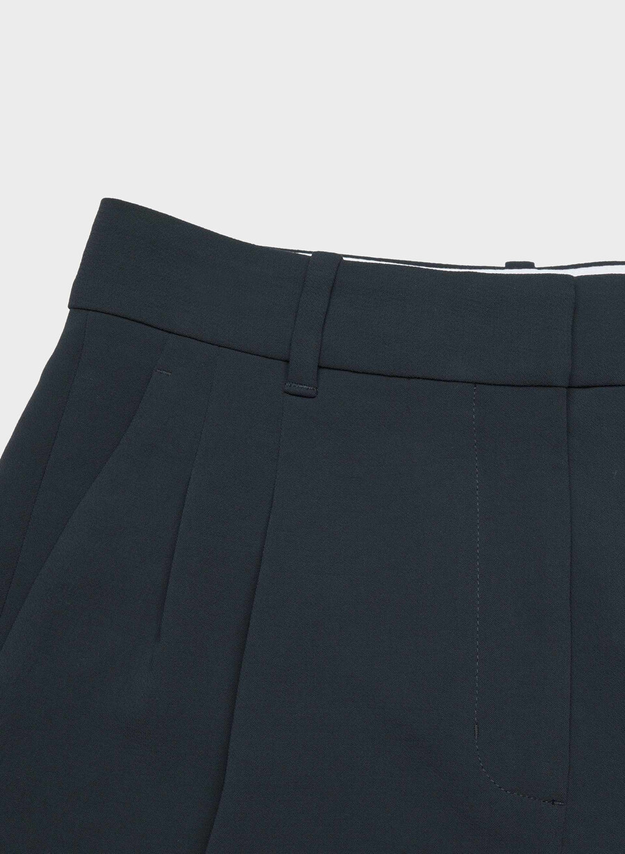 die mühelose short mid-thigh - crepette dunkelnacht marineblau