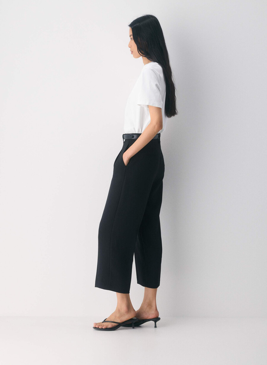 die effortless pant cropped - crepette schwarz