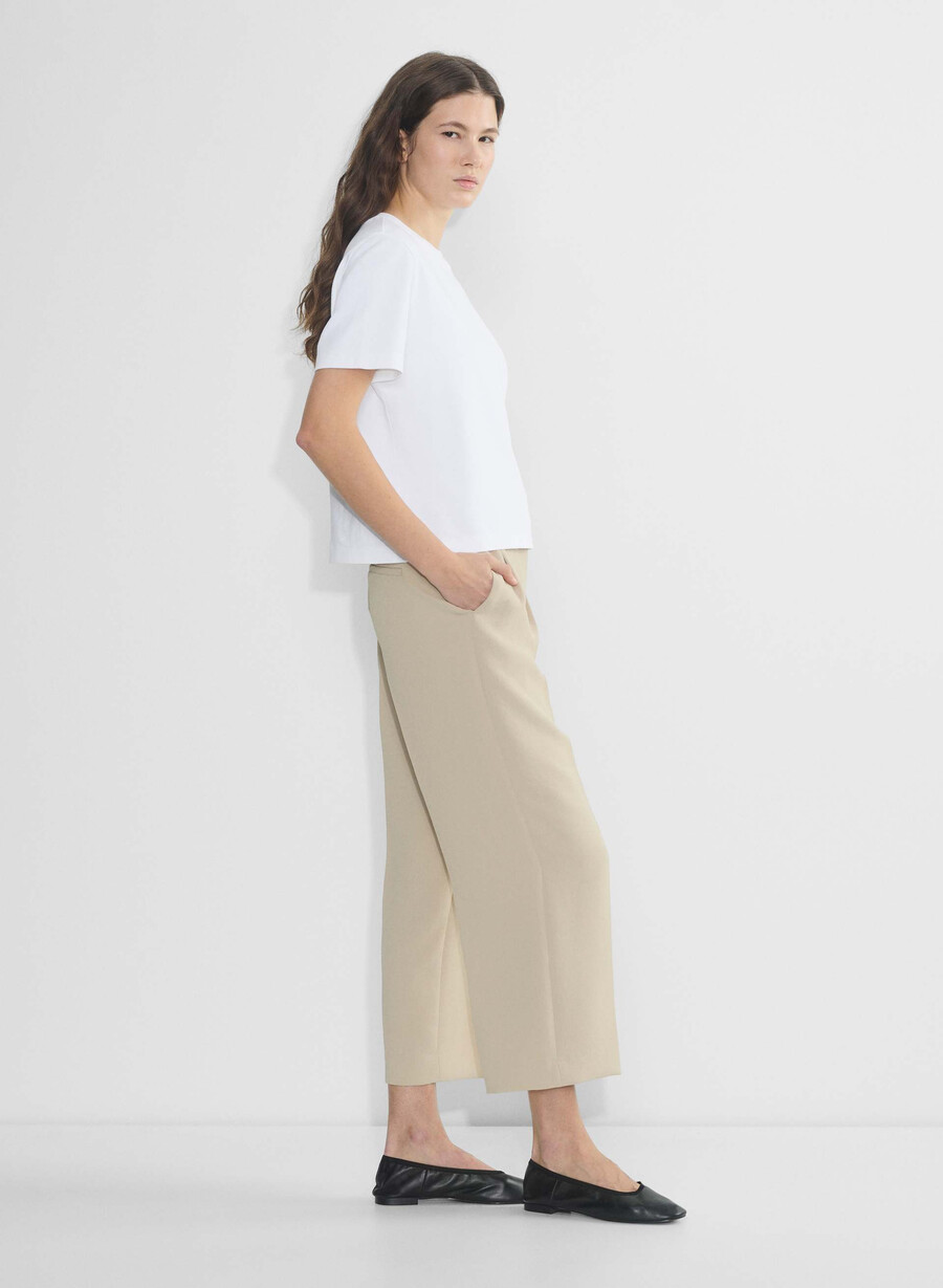 die mühelose hose cropped - crepette marcona beige