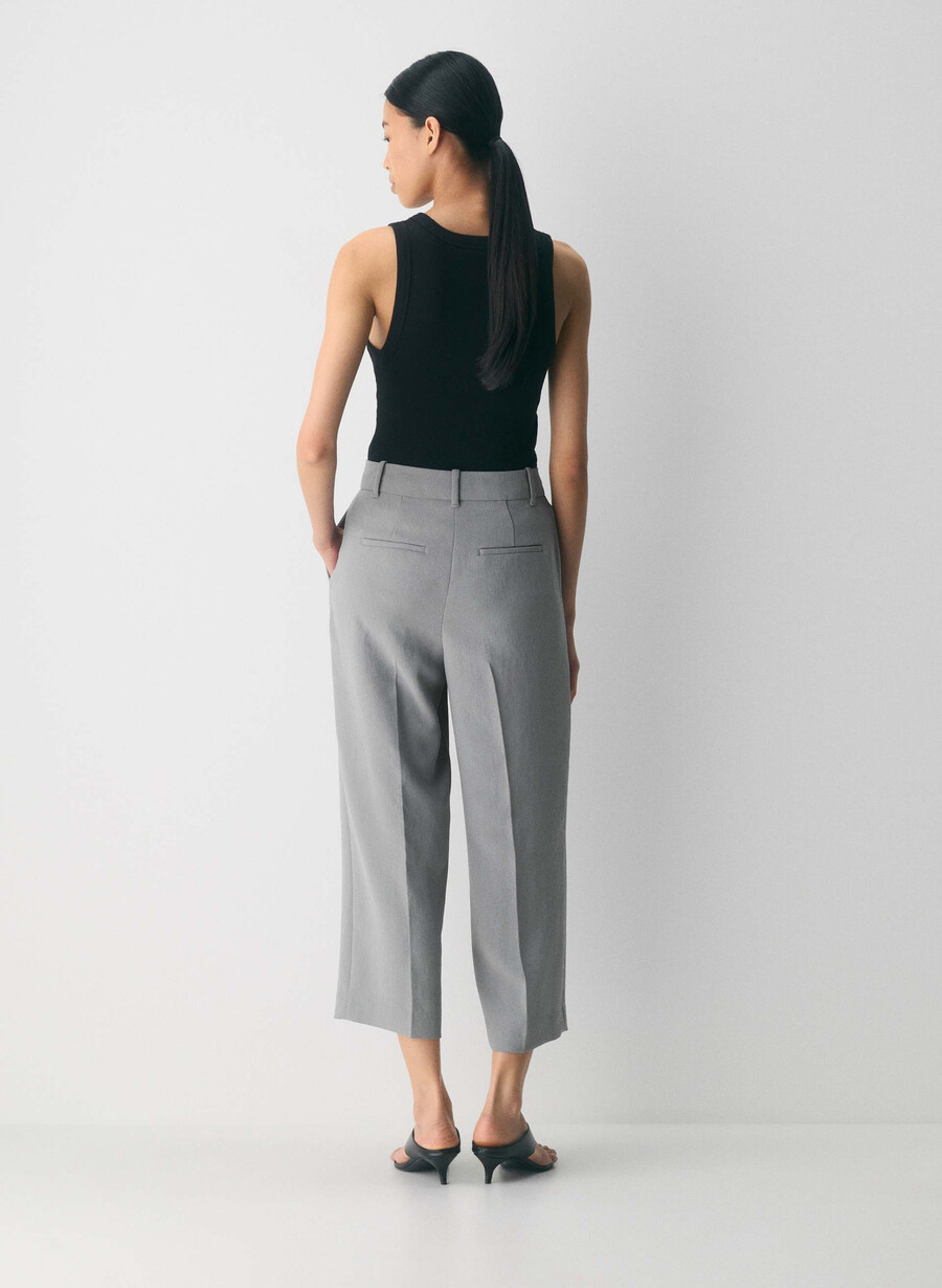 die effortless pant cropped - crepette riverstone grey