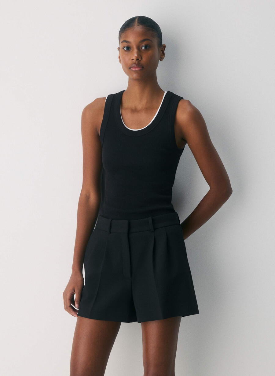 plissierte mini-shorts – reessential schwarz