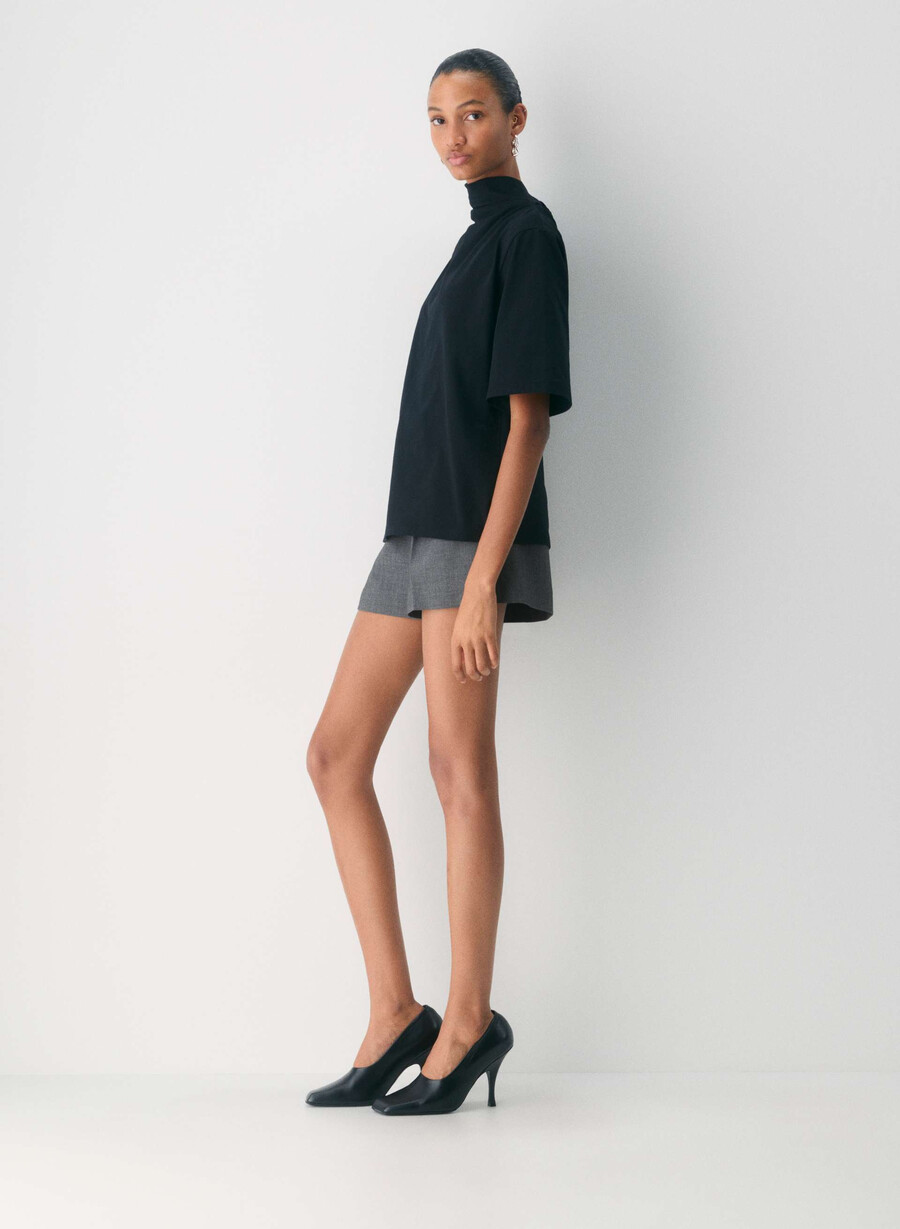 plissierte mini-shorts - reessential heather charcoal