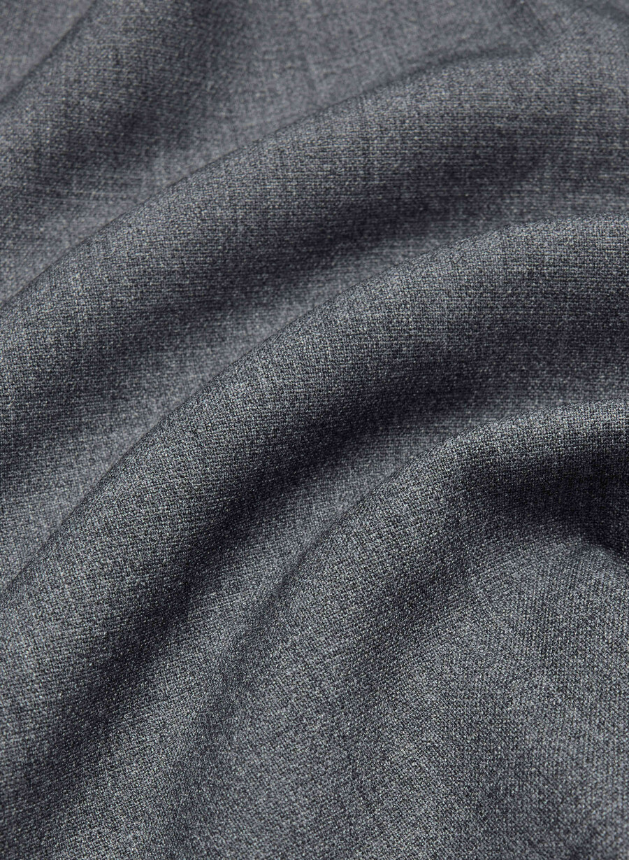 plissierte mini-shorts - reessential heather charcoal