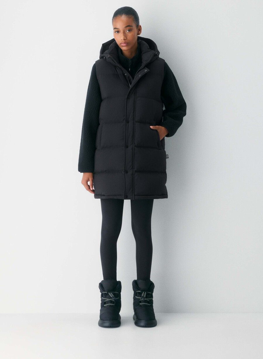 the super puff mid vest - climatte black