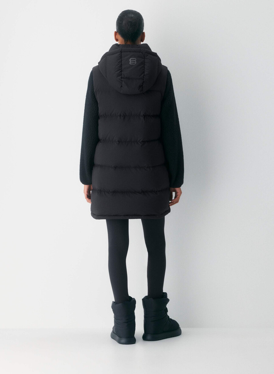 the super puff mid vest - climatte black
