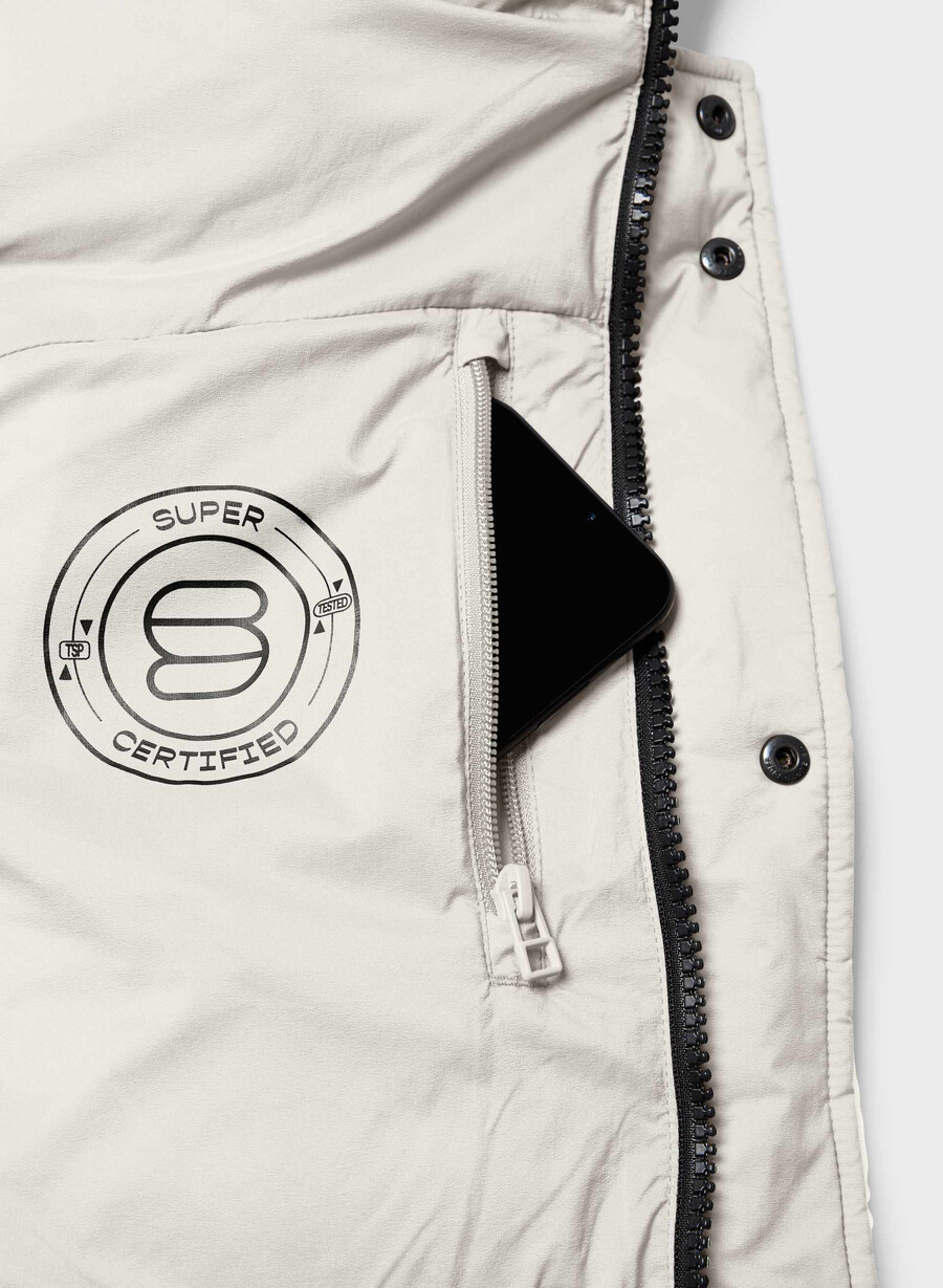 the super puff mid vest - climatte matte pearl
