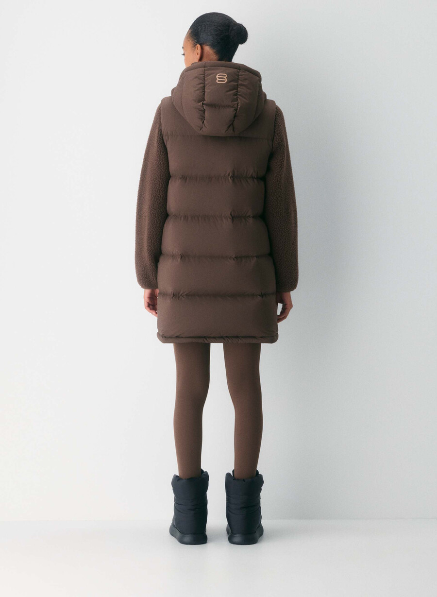 the super puff mid vest - climatte rich mocha brown