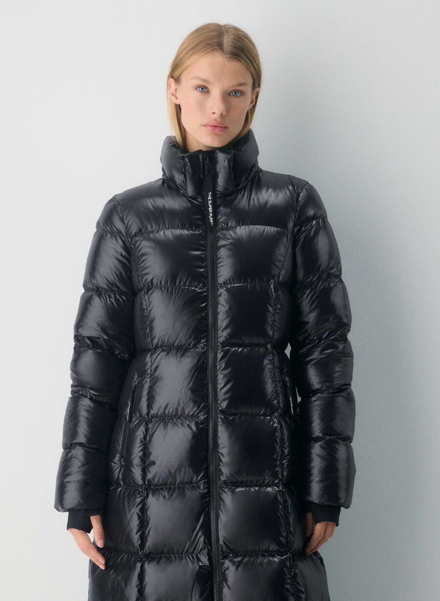 supersnug puff long – hochglanz schwarz