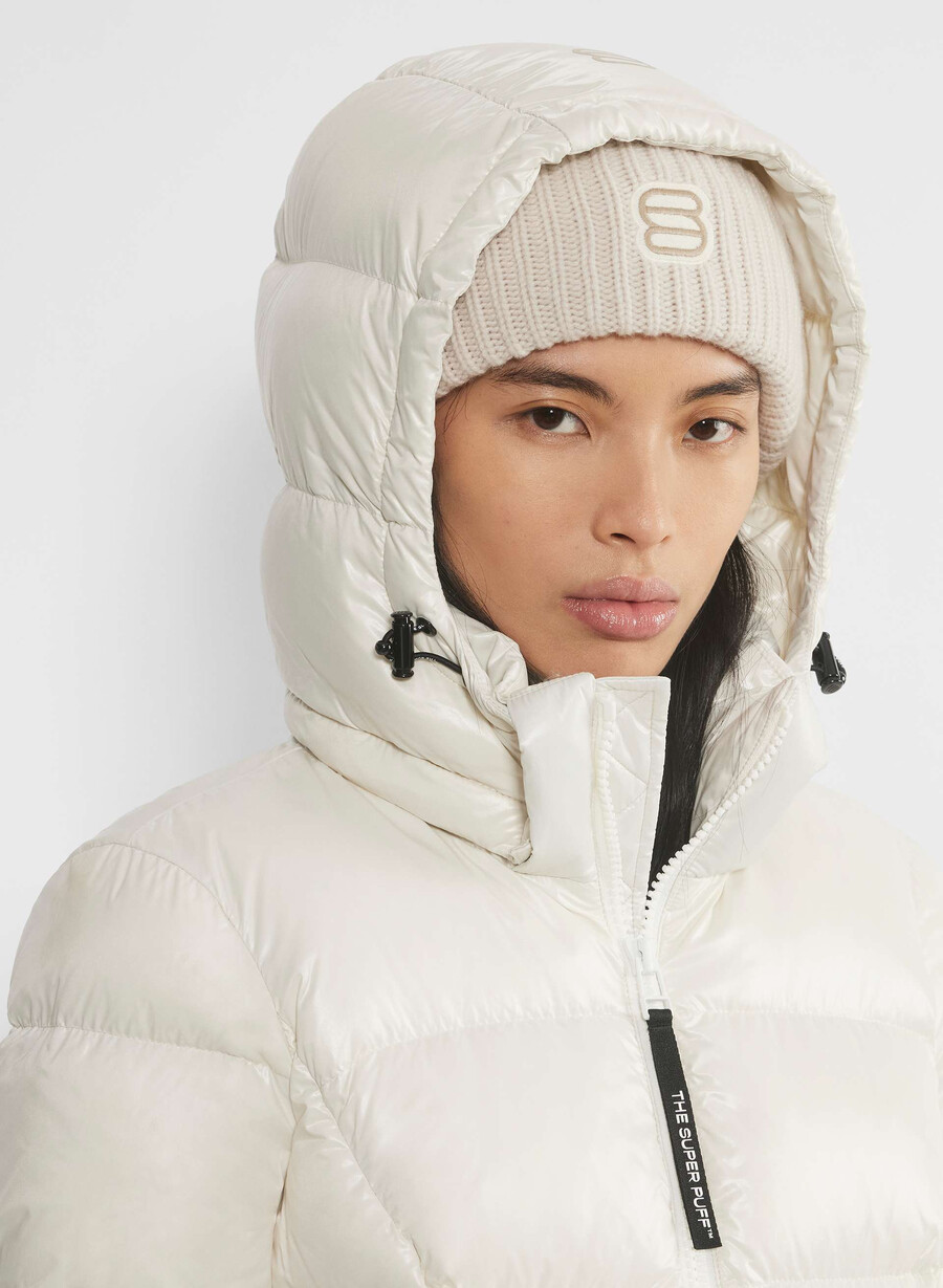 supersnug puff long – hochglänzende birke