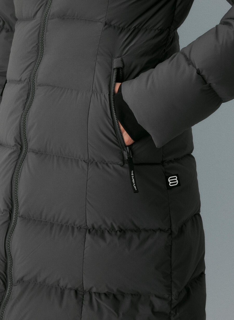 supersnug puff mid - climatte coal grey