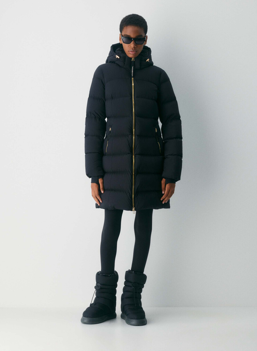 supersnug puff mid – climatte schwarzglÄnzendes gold