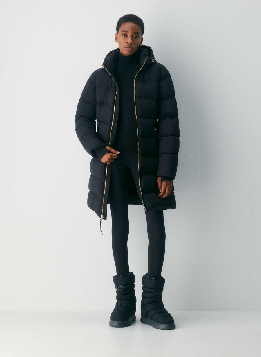 supersnug puff mid – climatte schwarzglÄnzendes gold