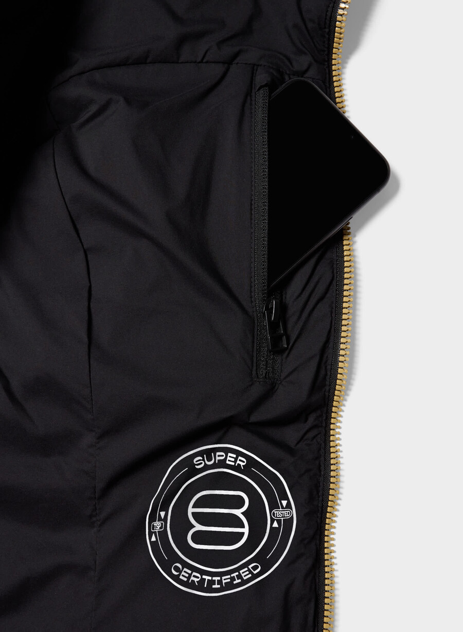 supersnug puff mid – climatte schwarzglÄnzendes gold