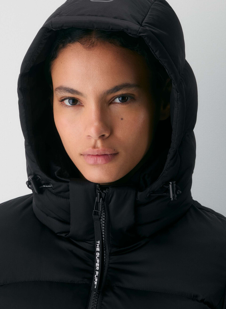 der supersnug puff - satin flex schwarz