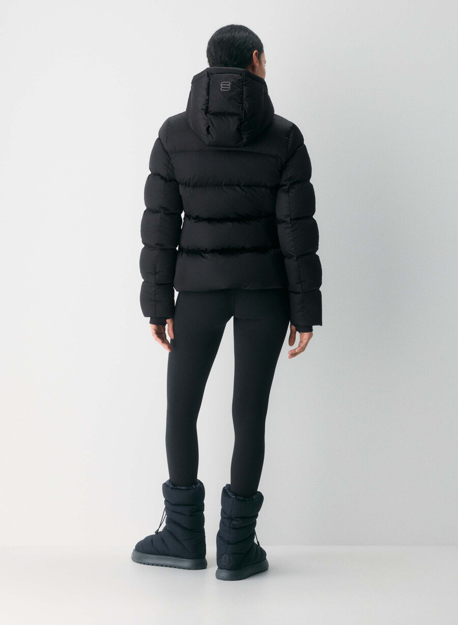 der supersnug puff - satin flex schwarz