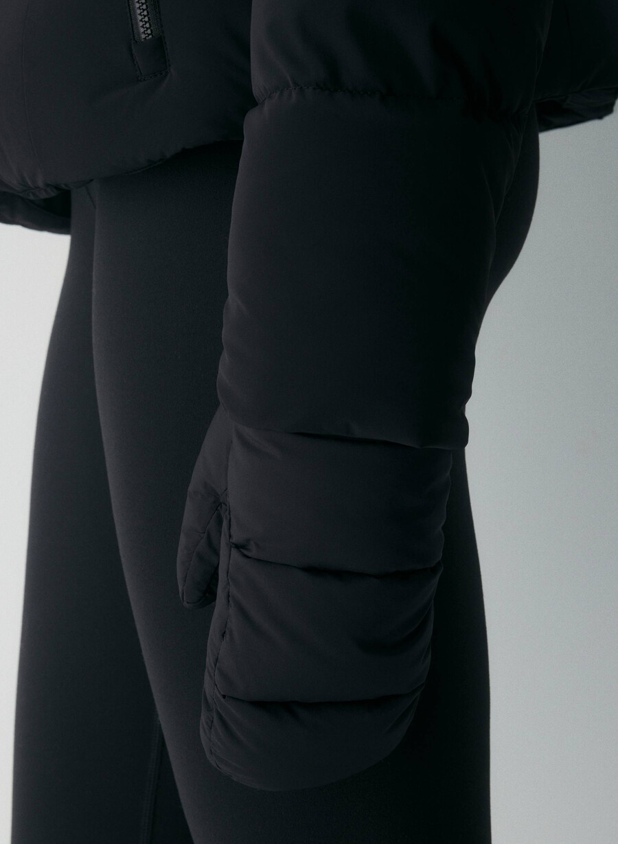 the super puff pro fäustling - climatte black
