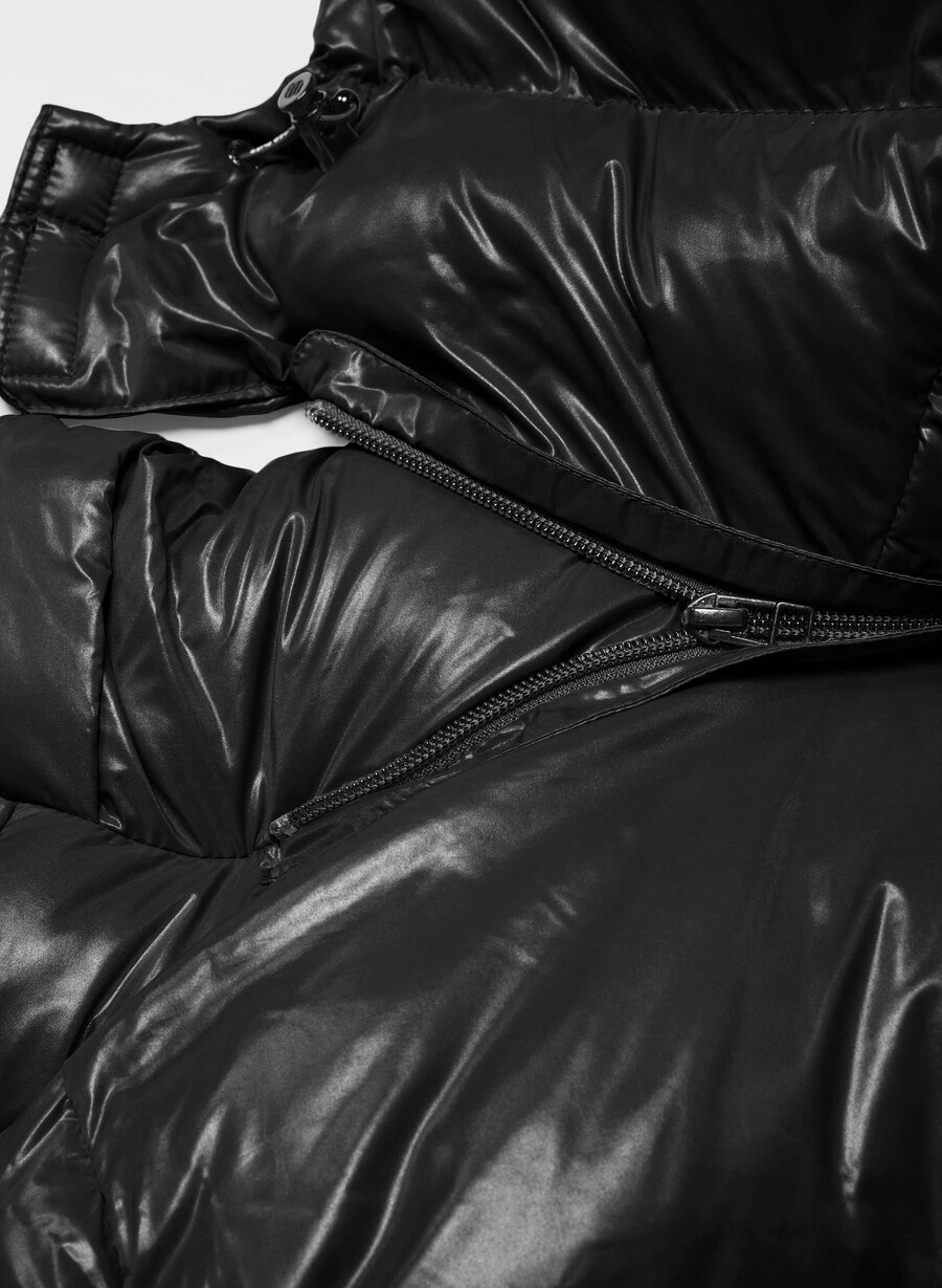 the super puff hochglanz schwarz