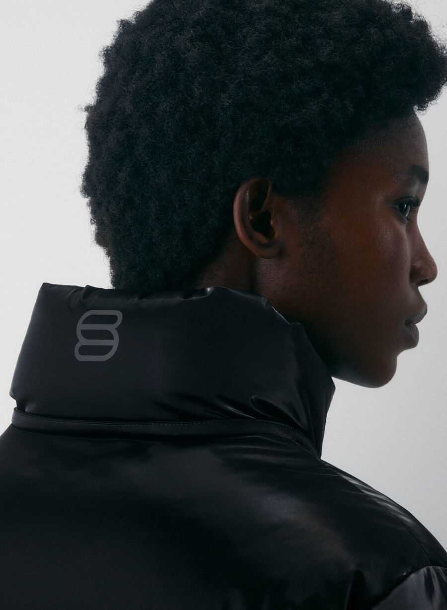 the super puff liquid shine schwarz