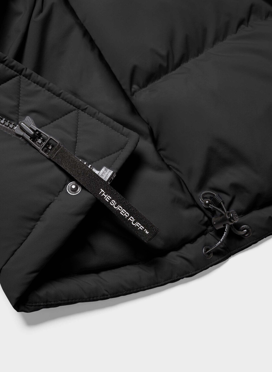 the super puff shorty - climatte black