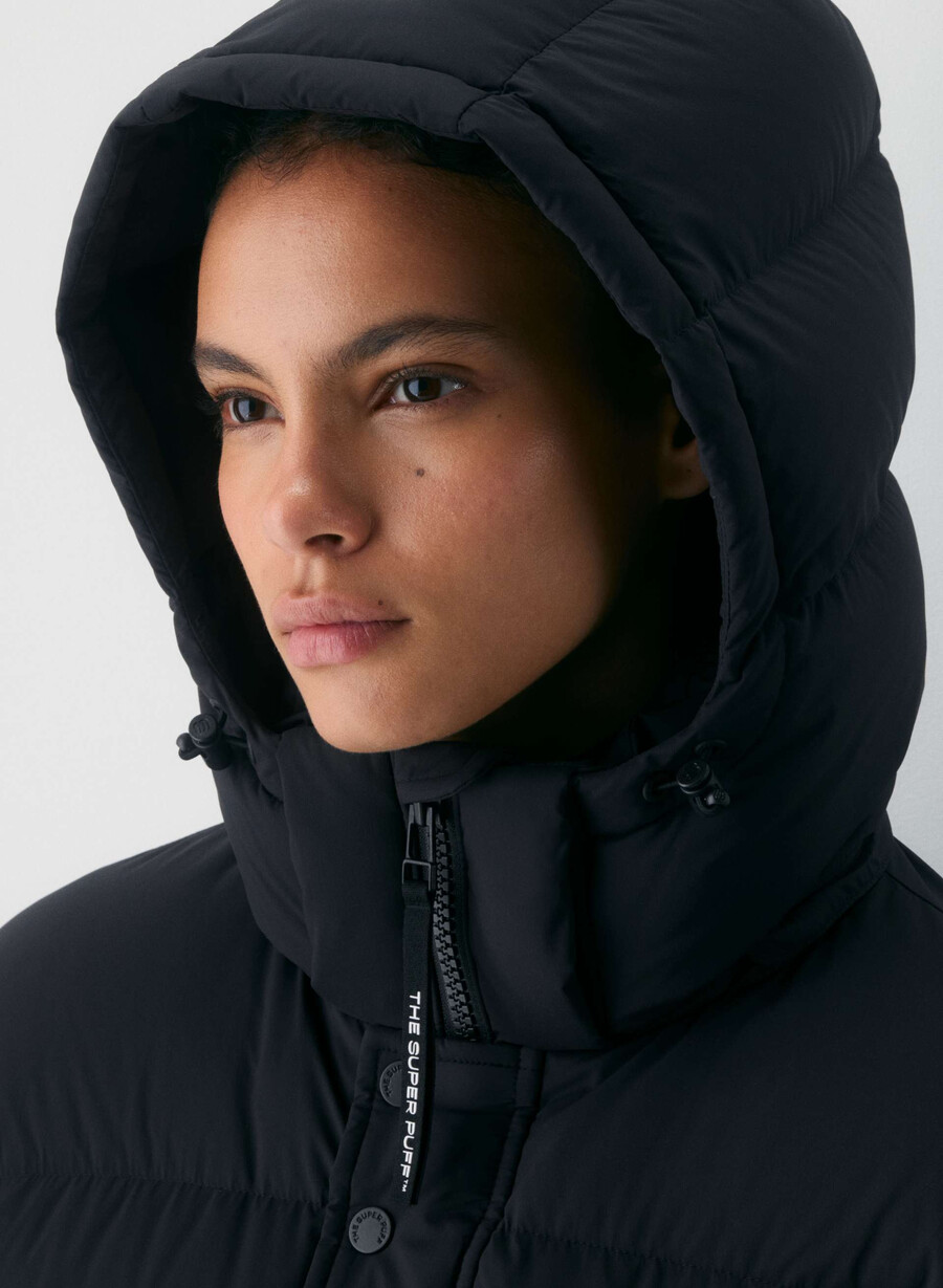 the super puff shorty - climatte black