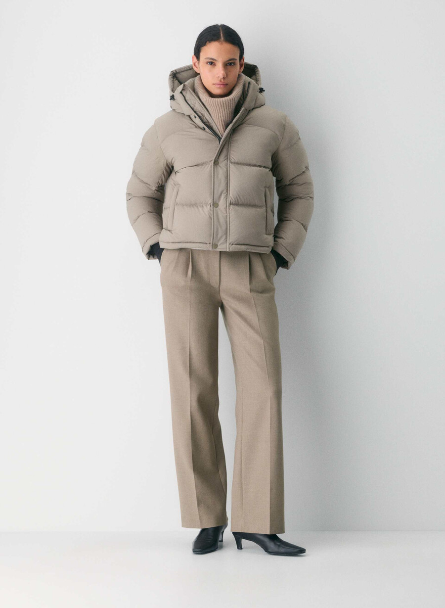 the super puff shorty - climatte modern taupe