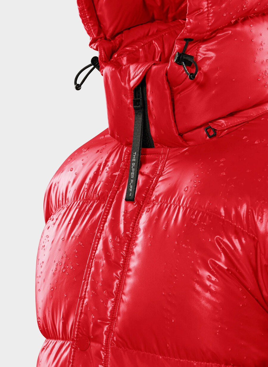 the super puff shorty – hochglänzendes prosperity red