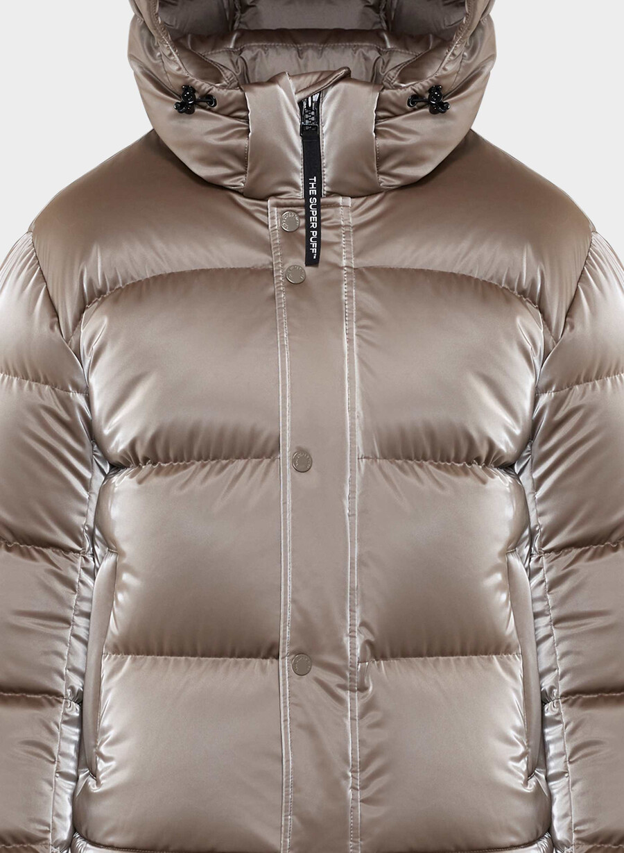 the super puff shorty - liquid shine modern taupe