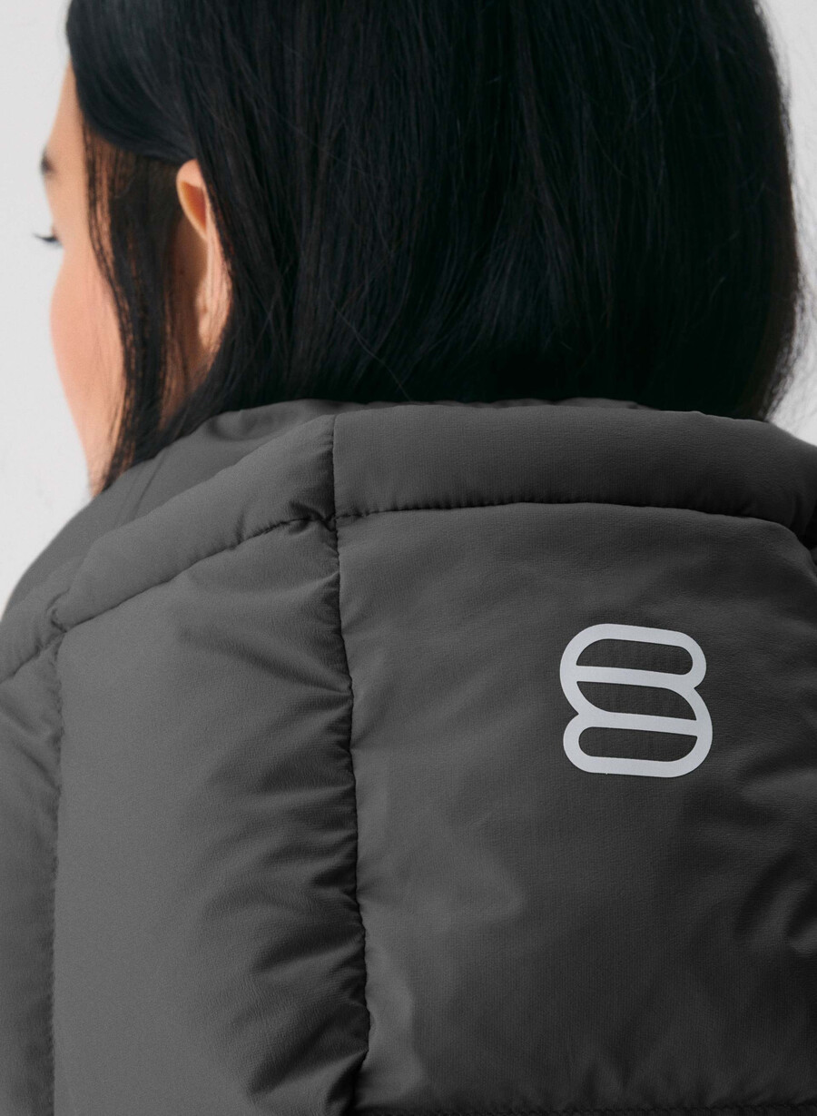 the super puff mid - climatte black