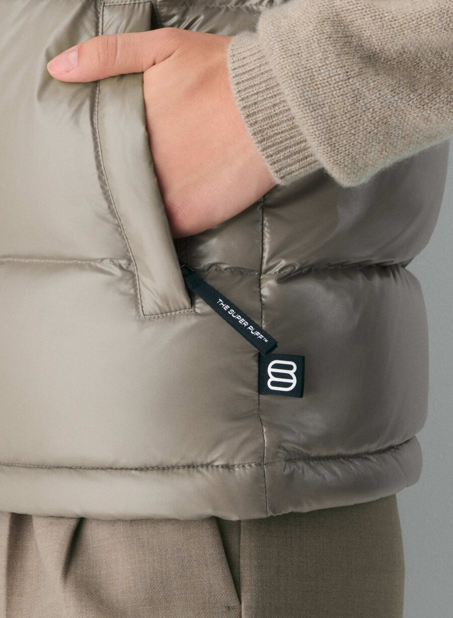 die super puff weste – hochglänzendes modernes taupe