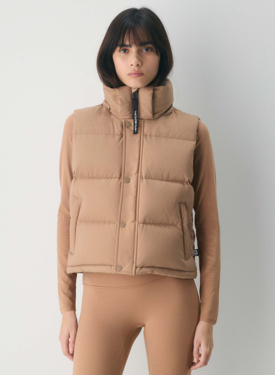 die super puff shorty weste - climatte schokoladenmousse