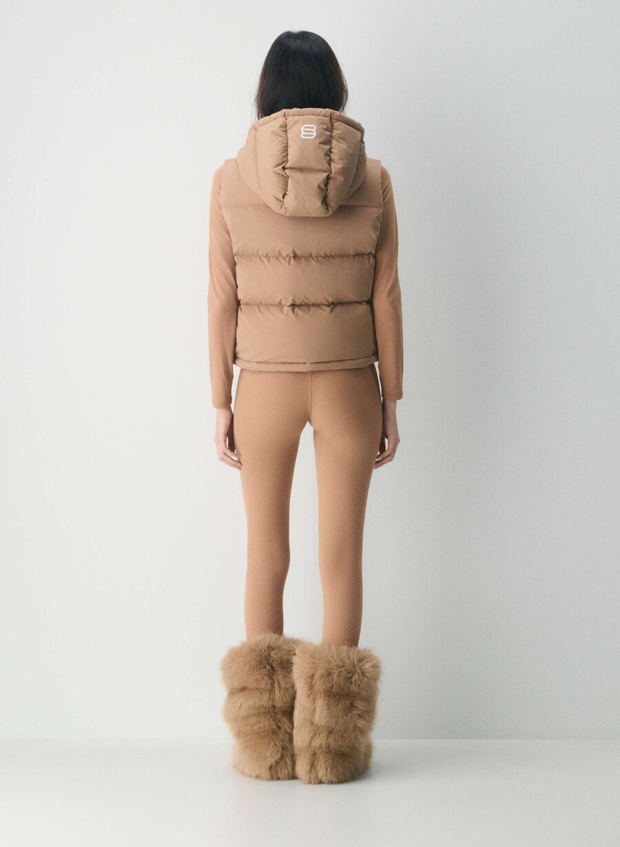 die super puff shorty weste - climatte schokoladenmousse