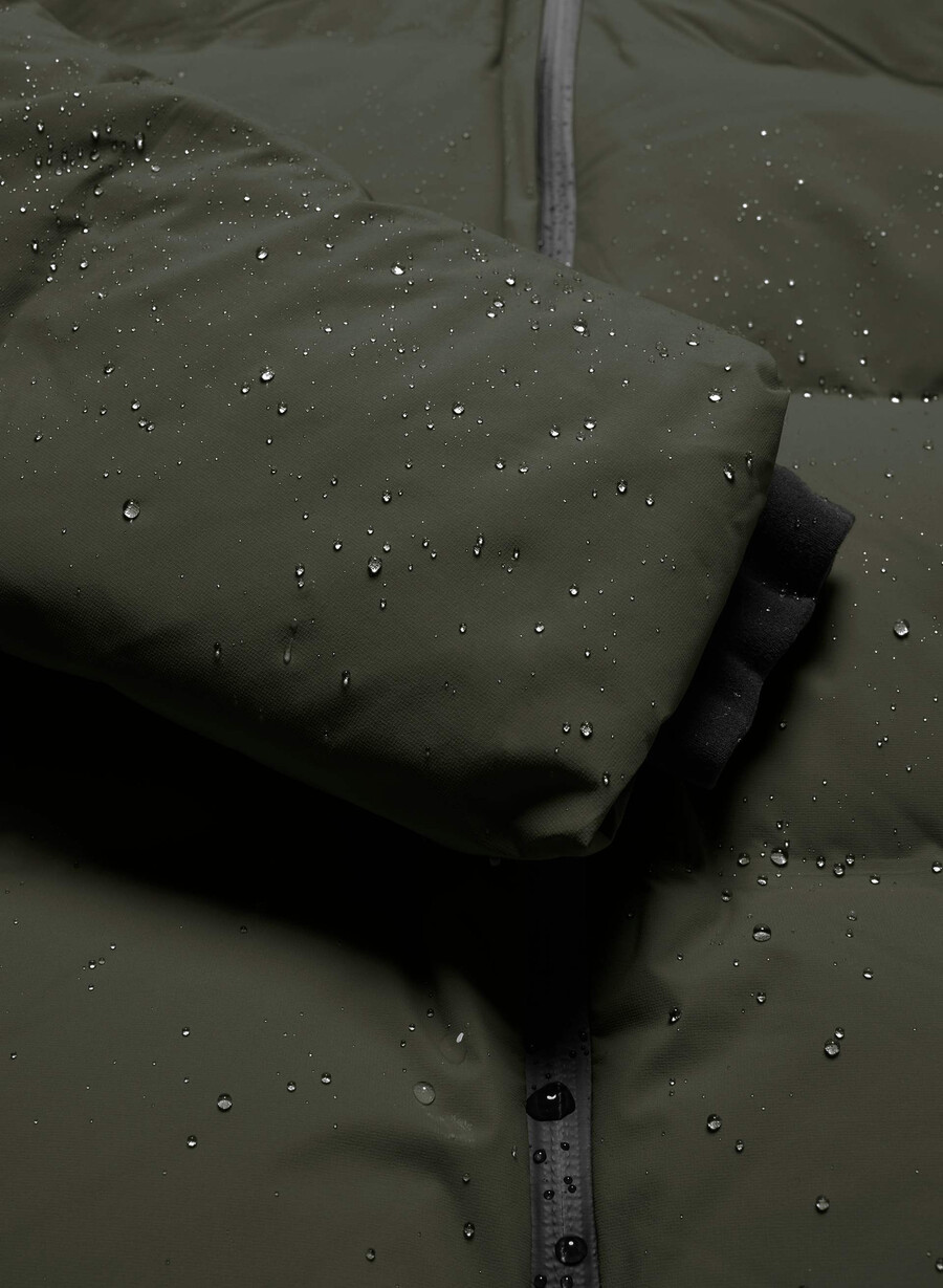super puff₂o - rainstop flint green