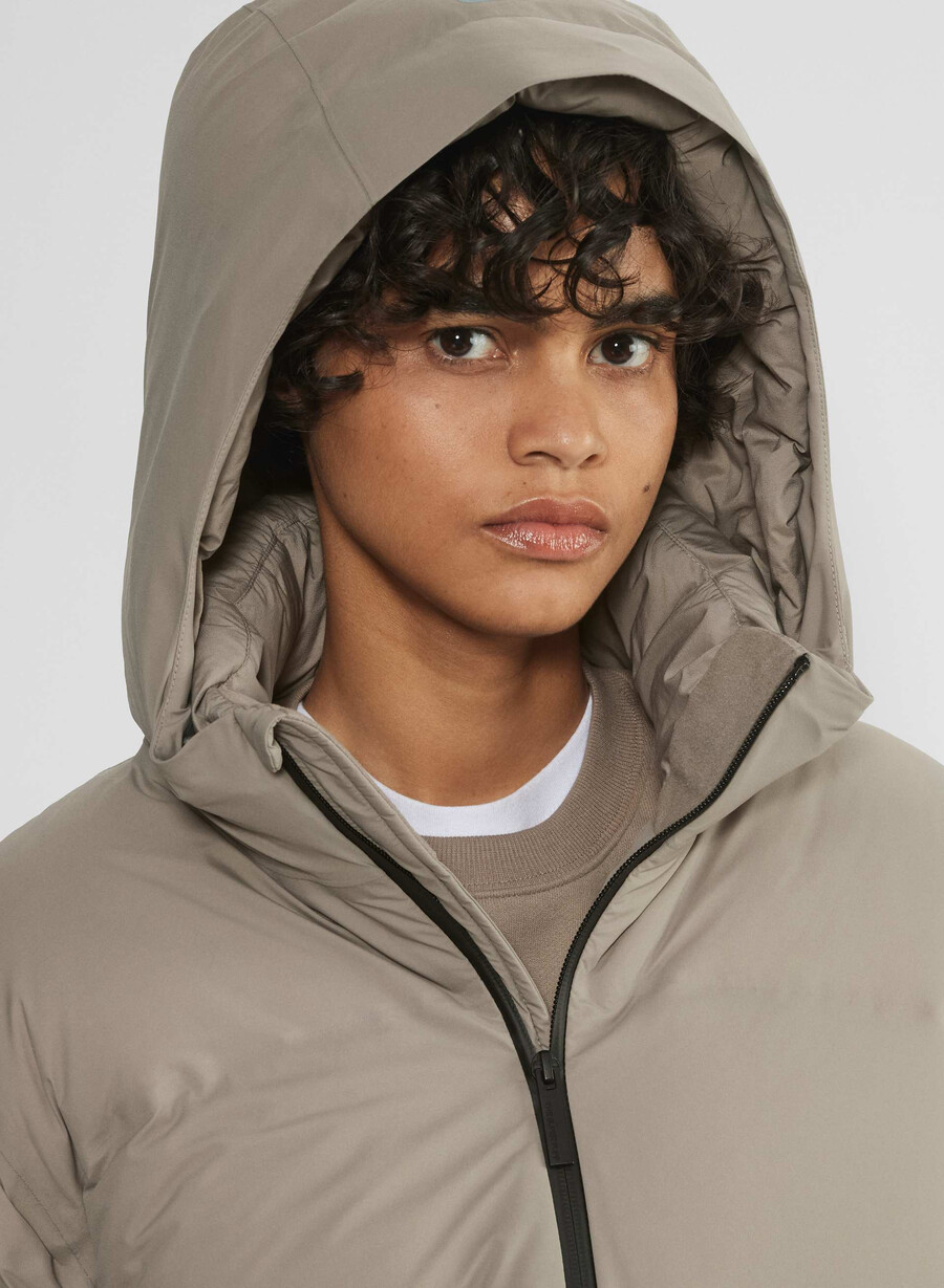 super puff₂o mid - rainstop modern taupe