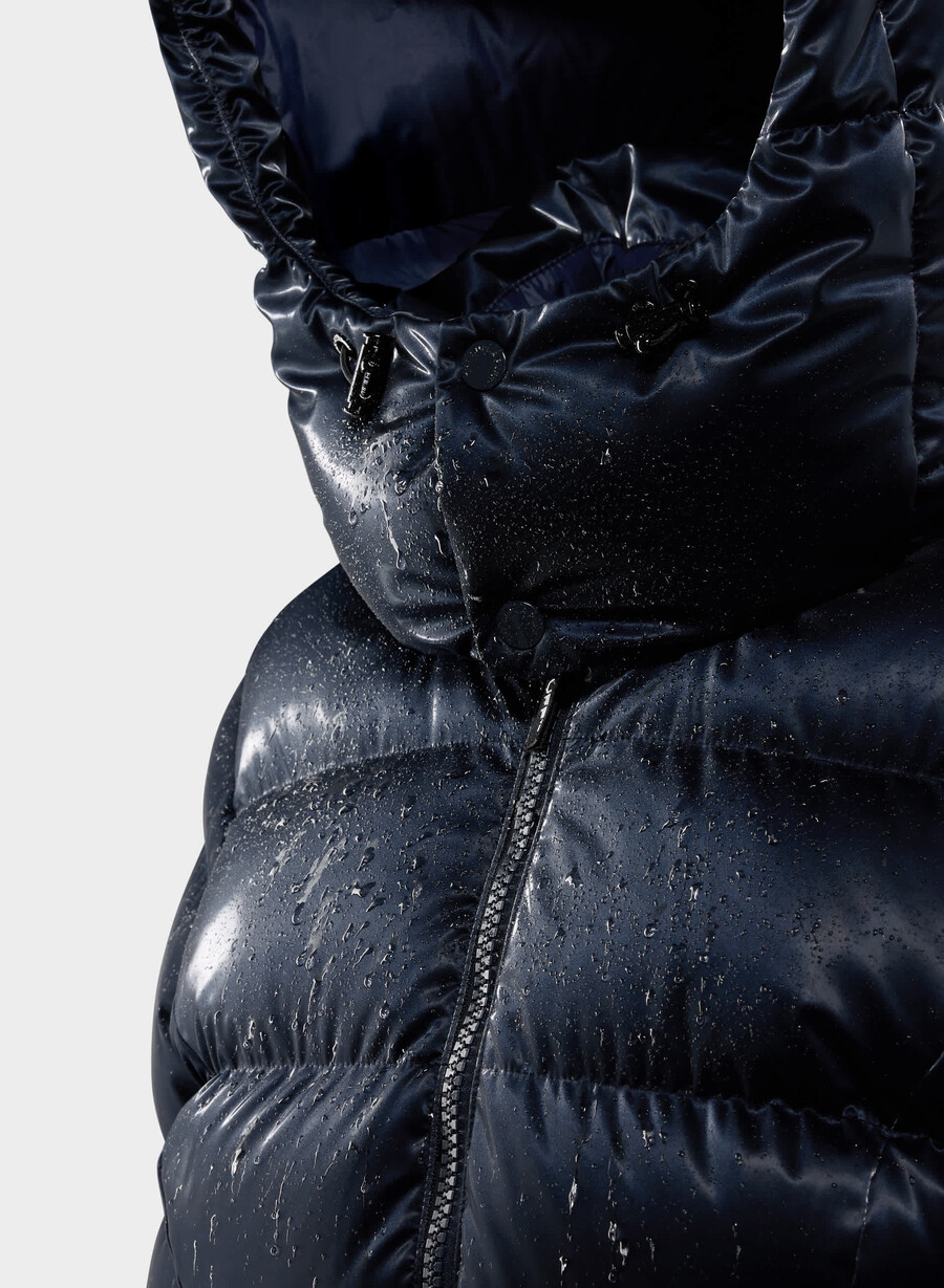 der supersnug puff - liquid shine admiral