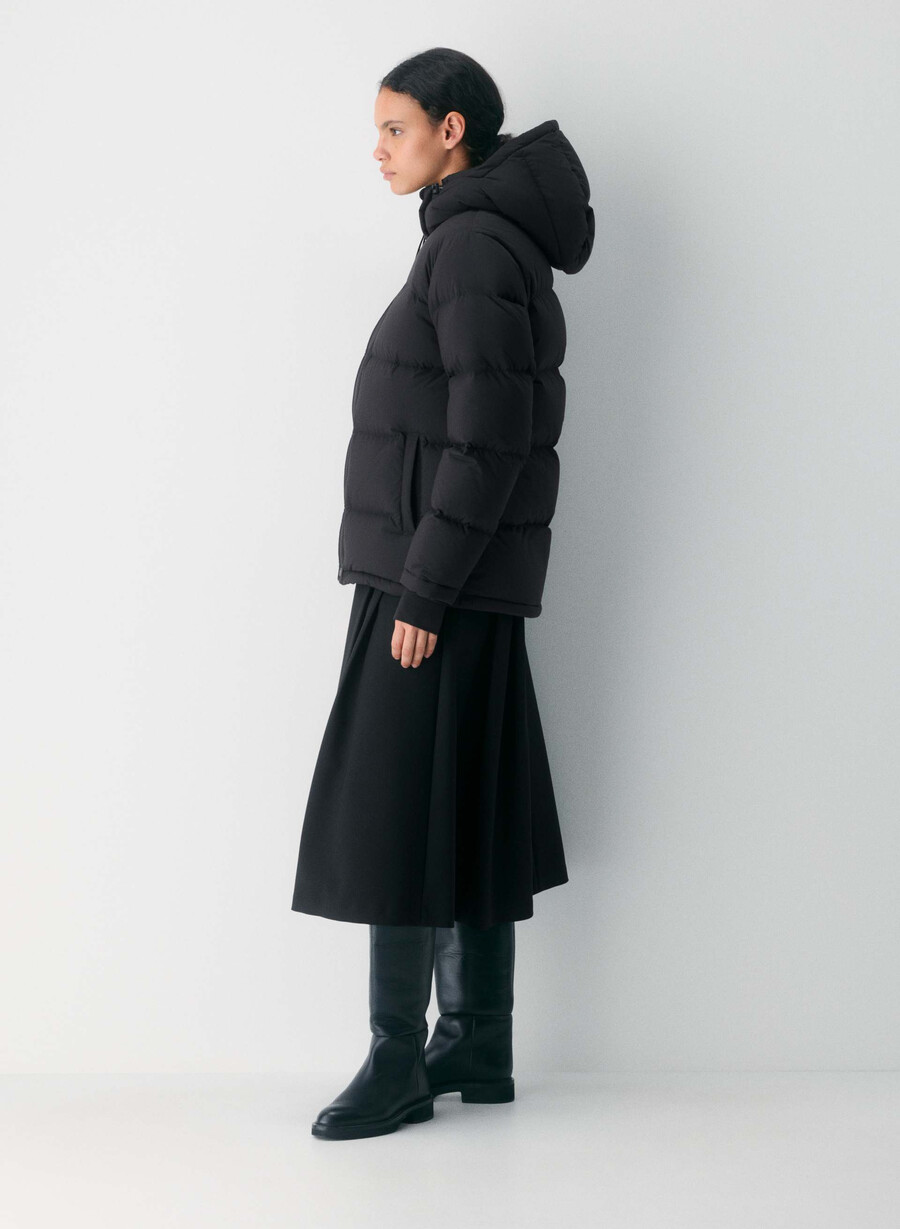the super puff climatte black